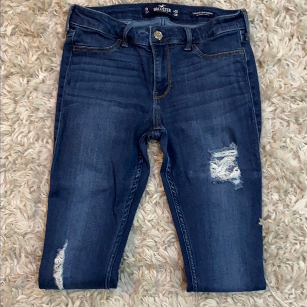 Hollister 7R Distressed Low Rise Jeggings